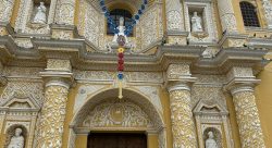 SAGRADA GUATEMALA — viaje místico al corazón del mundo maya: Antigua, Lago Atitlán, Samabaj, procesiones y cacao.Hania y El Corte Ingles21 al 30 de Marzo 2026